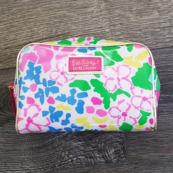 Lilly Pulitzer Handbags - Lilly Pulitzer Make Up Bag